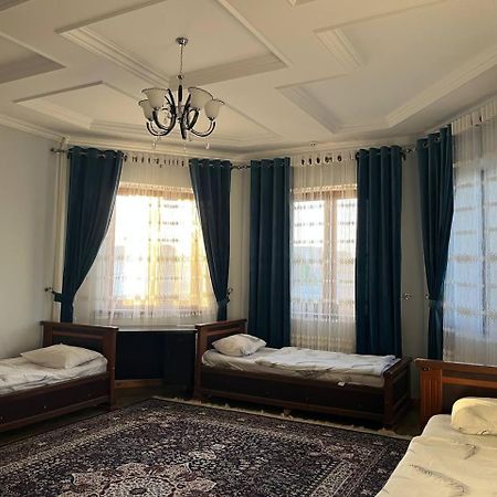 l'Hotel Tomaris Nukus Esterno foto