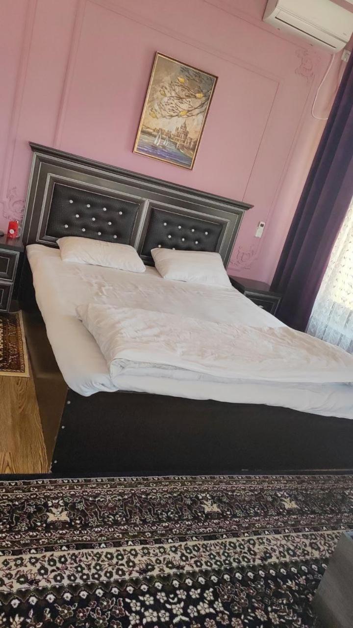 l'Hotel Tomaris Nukus Esterno foto