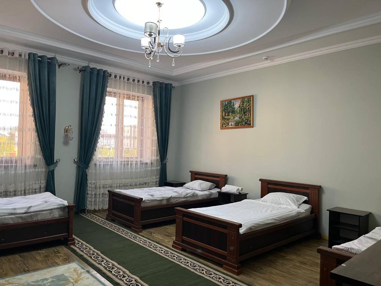 l'Hotel Tomaris Nukus Esterno foto